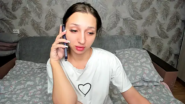 sheillawood online show from November 2025 12:13:02 AM