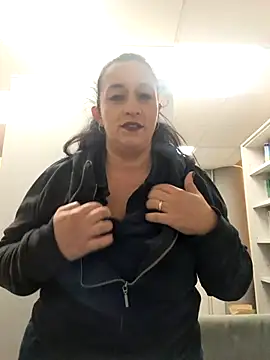 Snapshot of monella821 chatting on November 2025 04:19:02 PM monella821 online show from November 2025 04:19:02 PM