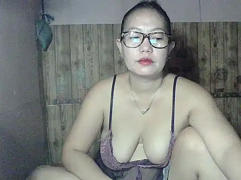 Snapshot of Pinay_BigTits69 chatting on October 2025 05:55:02 AM Pinay BigTits69 online show from October 2025 05:55:02 AM
