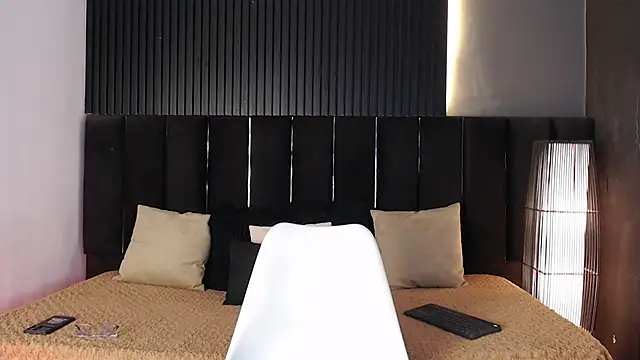 Dominic ghost online show from September 2025 10:15:01 PM