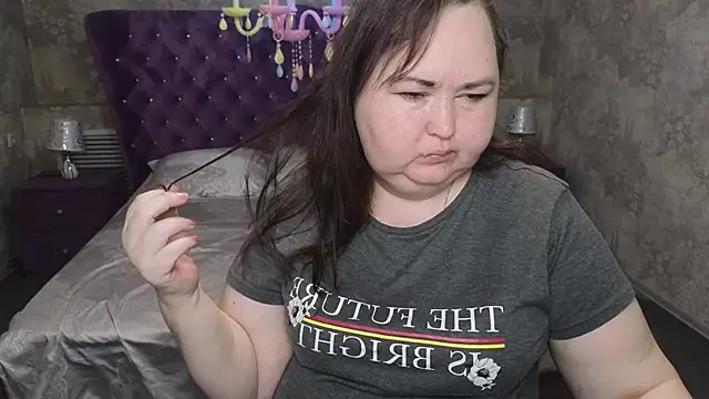 Snapshot of Eloisa_Eliot chatting on November 2025 04:17:01 PM Eloisa Eliot online show from November 2025 04:17:01 PM