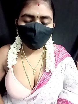 Snapshot of Tamil_Lotus chatting on September 2025 05:16:02 PM Tamil Lotus online show from September 2025 05:16:02 PM