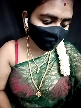 Snapshot of Tamil_Lotus chatting on September 2025 05:06:01 PM Tamil Lotus online show from September 2025 05:06:01 PM