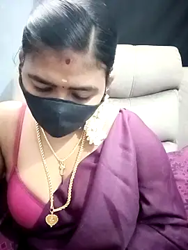 Snapshot of Tamil_Lotus chatting on September 2025 06:02:01 PM Tamil Lotus online show from September 2025 06:02:01 PM