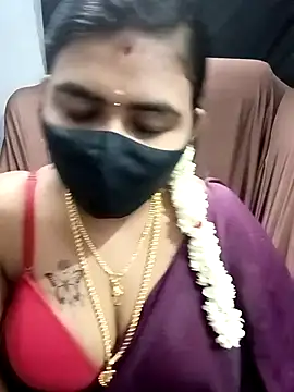 Snapshot of Tamil_Lotus chatting on October 2025 05:13:02 PM Tamil Lotus online show from October 2025 05:13:02 PM