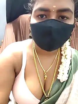 Snapshot of Tamil_Lotus chatting on October 2025 05:33:02 PM Tamil Lotus online show from October 2025 05:33:02 PM