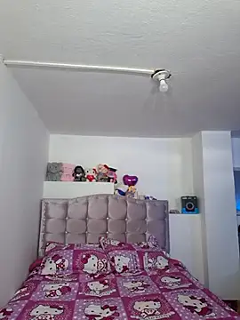 Wendy-13 online show from September 2025 06:53:02 PM