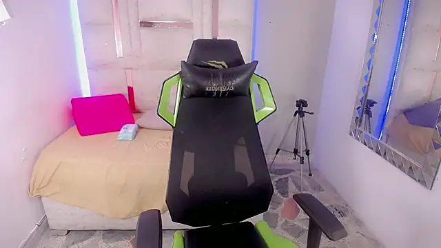 Stein  online show from November 2025 08:25:02 PM