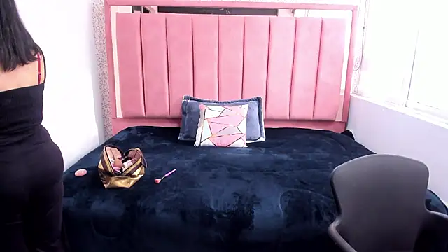 Barbara fox   online show from November 2025 11:54:02 AM