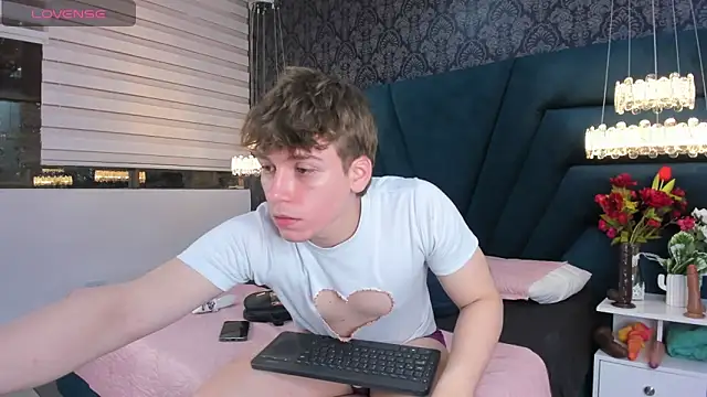 TaylerWhite online show from February 2026 11:32:02 AM