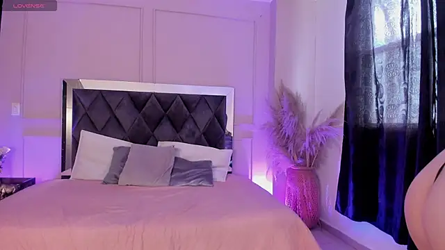 Snapshot of sweet_tamara_ chatting on October 2025 07:41:01 PM sweet tamara online show from October 2025 07:41:01 PM