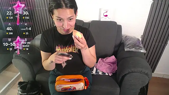 Mia garcia28 online show from October 2025 07:55:02 PM