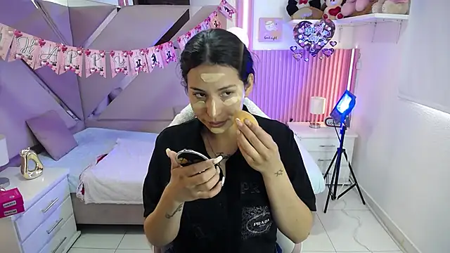 Mia garcia28 online show from February 2026 07:55:02 PM