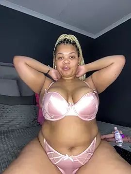 Snapshot of Thick_Ass_Barbiie chatting on September 2025 05:15:02 PM Thick Ass Barbiie online show from September 2025 05:15:02 PM