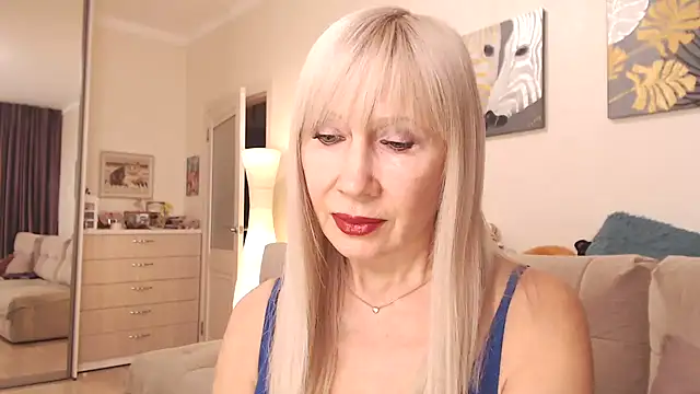 AlisaDeluxe online show from February 2026 02:30:01 AM