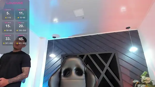 marco garciia  online show from December 2025 11:20:02 PM