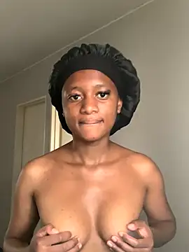 Snapshot of sweetcake87 chatting on October 2025 11:32:02 AM sweetcake87 online show from October 2025 11:32:02 AM