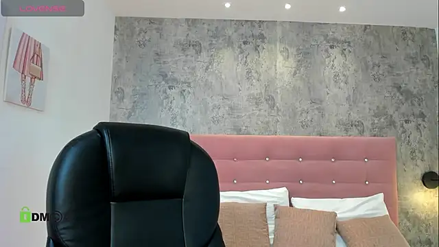 Snapshot of brithanycollins chatting on October 2025 12:35:02 PM brithanycollins online show from October 2025 12:35:02 PM