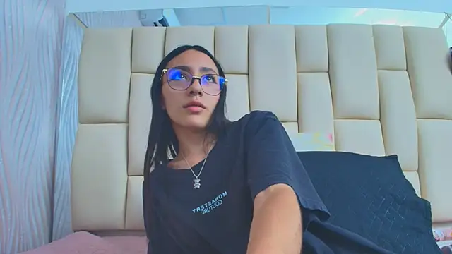 sweet amye online show from September 2025 07:06:02 PM