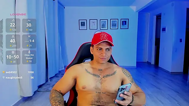 Nicolasmontoya16 online show from November 2025 04:12:02 AM