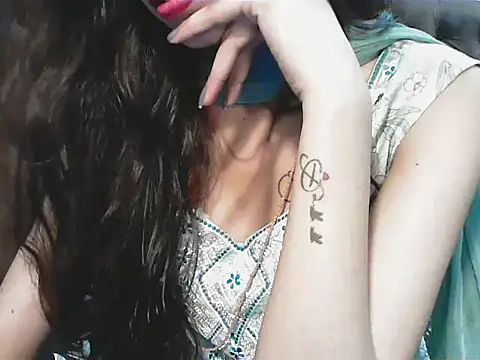 Snapshot of elize__ chatting on October 2025 03:48:01 AM elize   online show from October 2025 03:48:01 AM