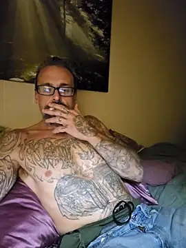 Snapshot of sethdarby chatting on September 2025 02:44:01 AM sethdarby online show from September 2025 02:44:01 AM