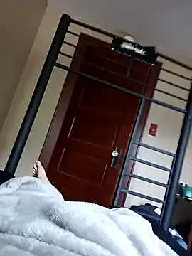 flab000 online show from September 2025 03:25:01 PM