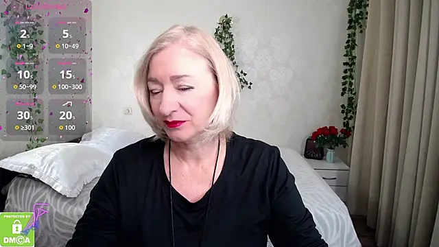 hunters woman online show from October 2025 12:06:01 PM