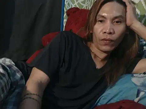 YourTopweng online show from November 2025 06:07:01 PM