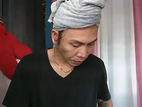 YourTopweng online show from February 2026 08:00:02 AM