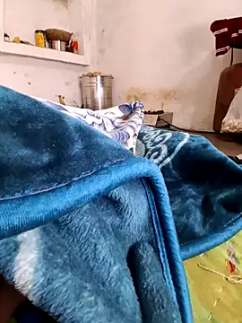 RAYI Queen 3 online show from November 2025 04:51:01 PM