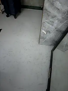  Danny   online show from October 2025 04:08:02 PM