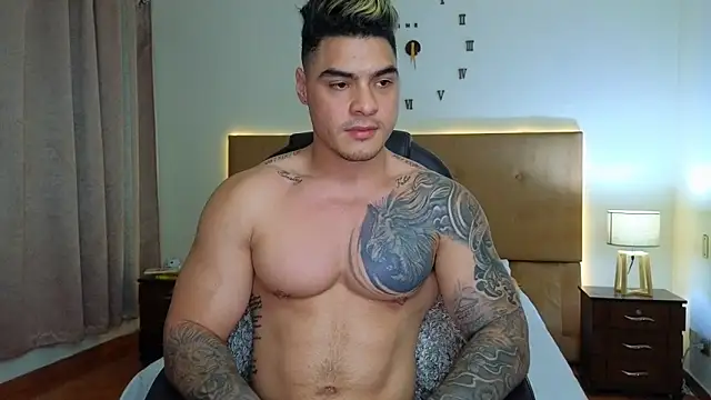 Snapshot of Steven_Velez chatting on December 2025 12:17:02 AM Steven Velez online show from December 2025 12:17:02 AM