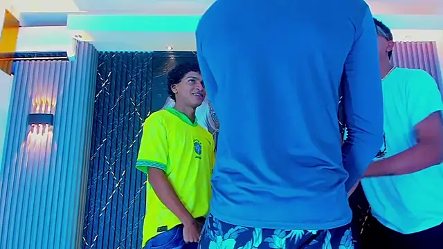 Snapshot of Dominic_Max_ chatting on September 2025 03:41:02 AM Dominic Max  online show from September 2025 03:41:02 AM