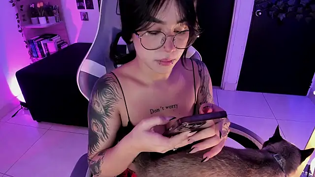 Liz rogers x online show from December 2025 12:49:02 AM