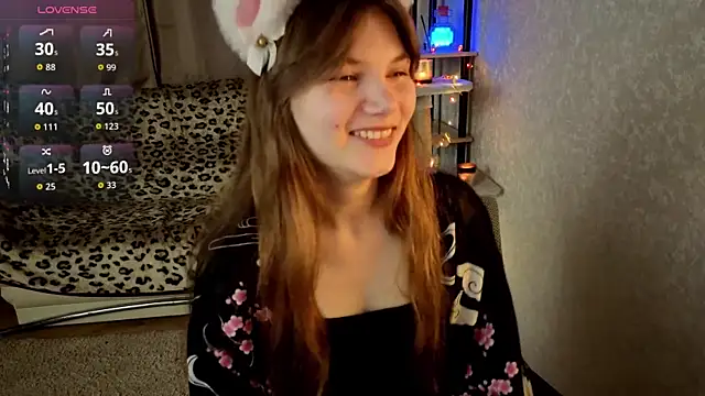 Snapshot of Nika_OMG chatting on November 2025 06:08:01 PM Nika OMG online show from November 2025 06:08:01 PM