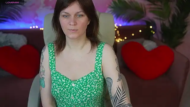 TinaMelt online show from May 2026 06:45:02 PM