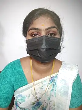 Snapshot of Tamil_Princess12 chatting on May 2026 07:33:01 PM Tamil Princess12 online show from May 2026 07:33:01 PM