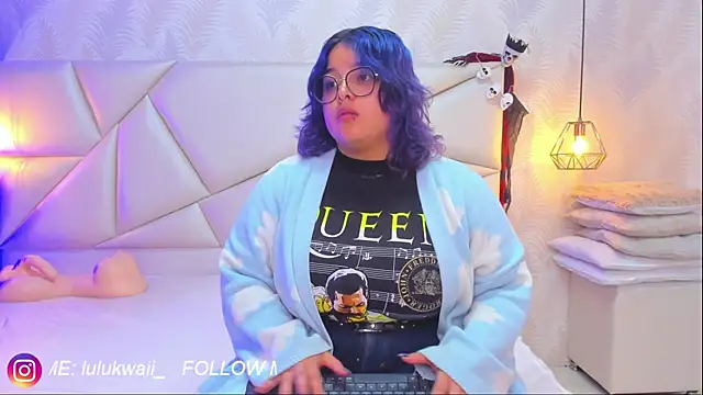 lulukawai16 online show from October 2025 07:04:02 PM