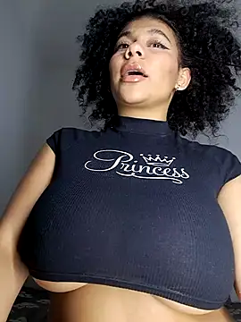 Yerystar online show from October 2025 11:24:02 PM