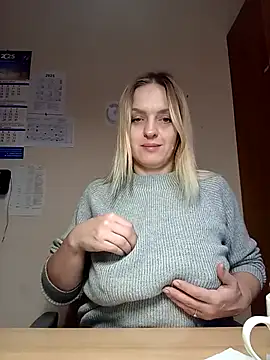 Ami Foxy online show from November 2025 10:47:02 AM