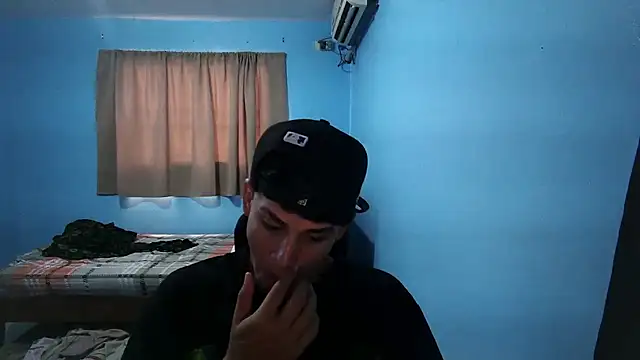 Snapshot of Jaket_lovers chatting on September 2025 06:29:01 PM Jaket lovers online show from September 2025 06:29:01 PM