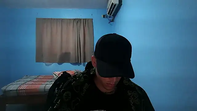 Snapshot of Jaket_lovers chatting on October 2025 06:51:01 PM Jaket lovers online show from October 2025 06:51:01 PM