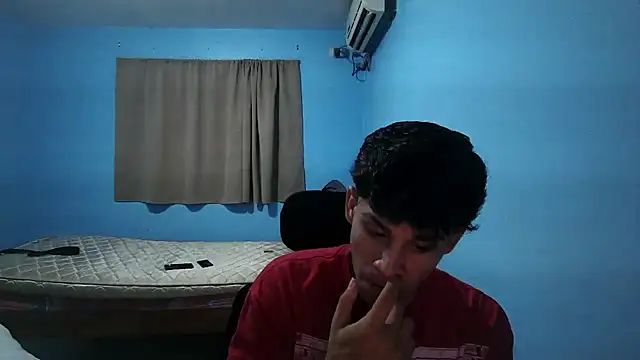 Snapshot of Jaket_lovers chatting on October 2025 10:41:01 PM Jaket lovers online show from October 2025 10:41:01 PM