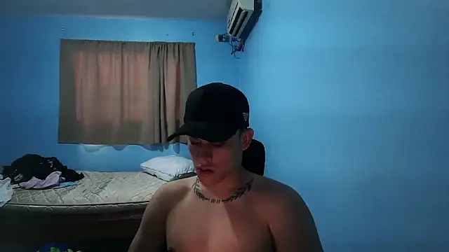 Snapshot of Jaket_lovers chatting on October 2025 06:41:02 PM Jaket lovers online show from October 2025 06:41:02 PM