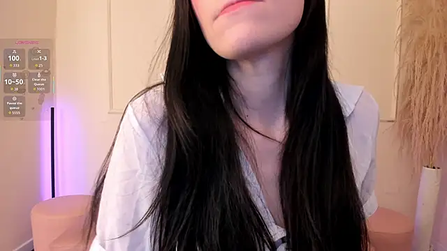 Lilily lv online show from November 2025 12:22:02 PM