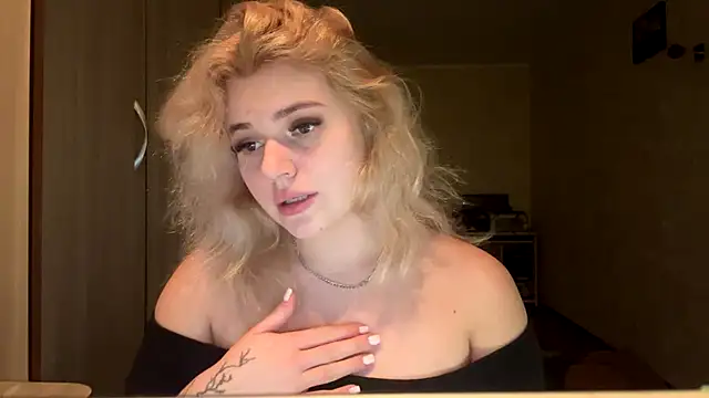 sunshinyflash online show from November 2025 05:13:02 PM