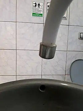 Snapshot of Negodabenga chatting on September 2025 06:35:02 PM Negodabenga online show from September 2025 06:35:02 PM