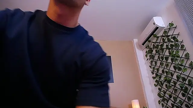 ChristopherBlack  online show from December 2025 01:06:01 PM