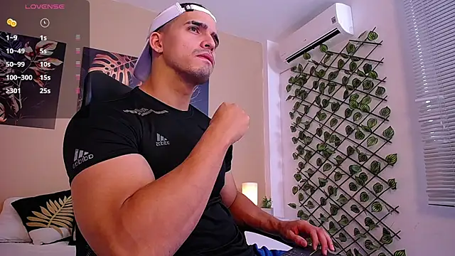 ChristopherBlack  online show from January 2026 01:15:02 PM